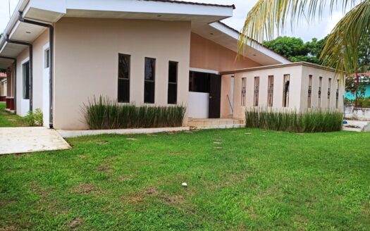 Casa en vanta/renta Ticuantepe km 15 Managua Nicaragua