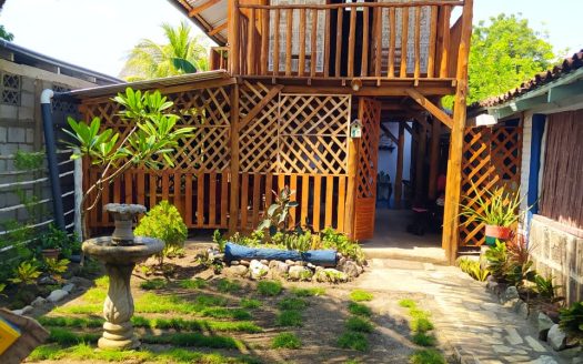 CASA EN VENTA FRENTE AL MAR, JIQUILILLO